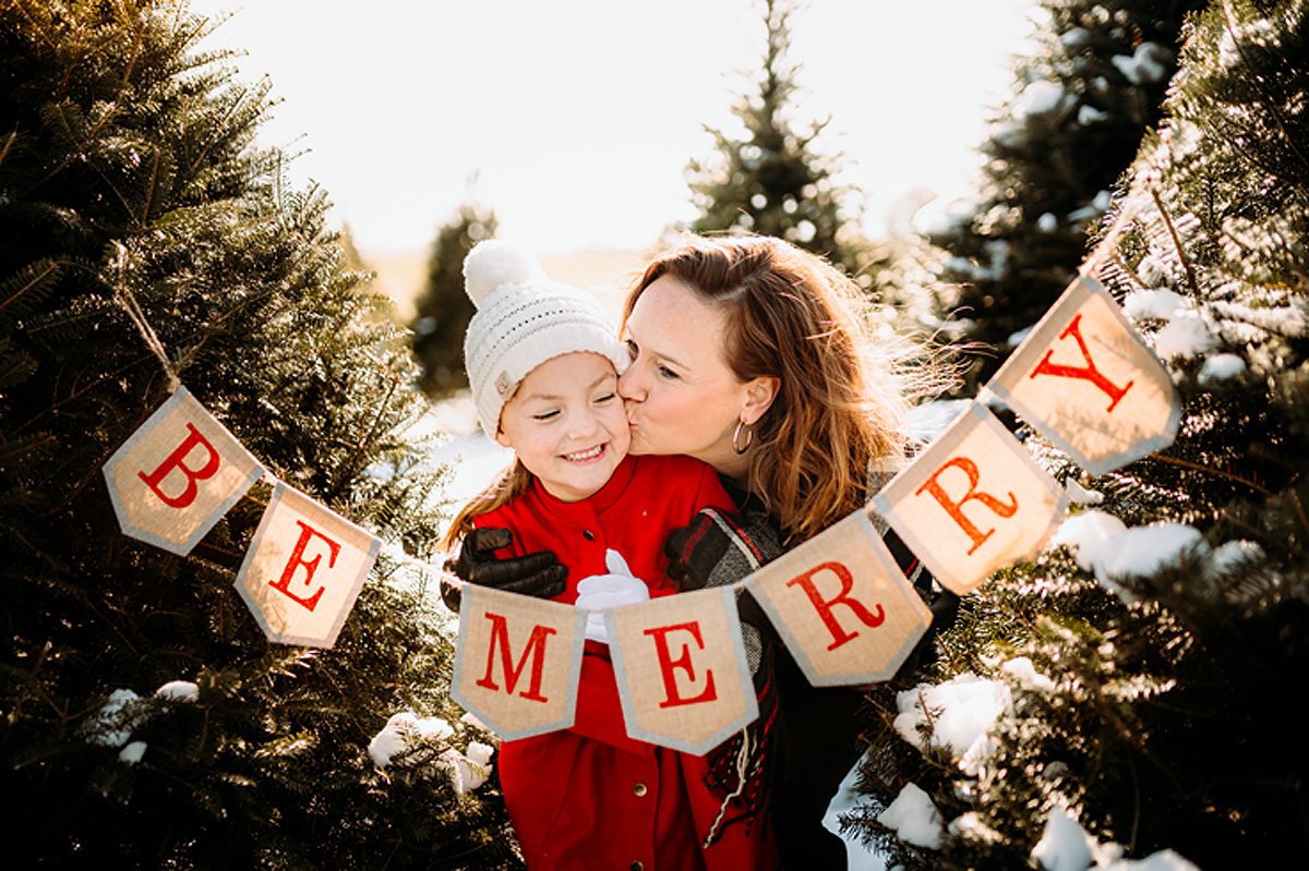 Tree Farm mini session taken by infinity images photography in Tomahawk WI