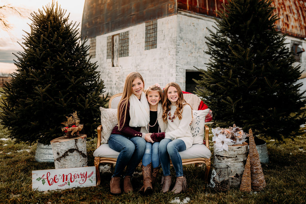 Holiday Mini Sessions Christmas Tree Madison & North Central WI